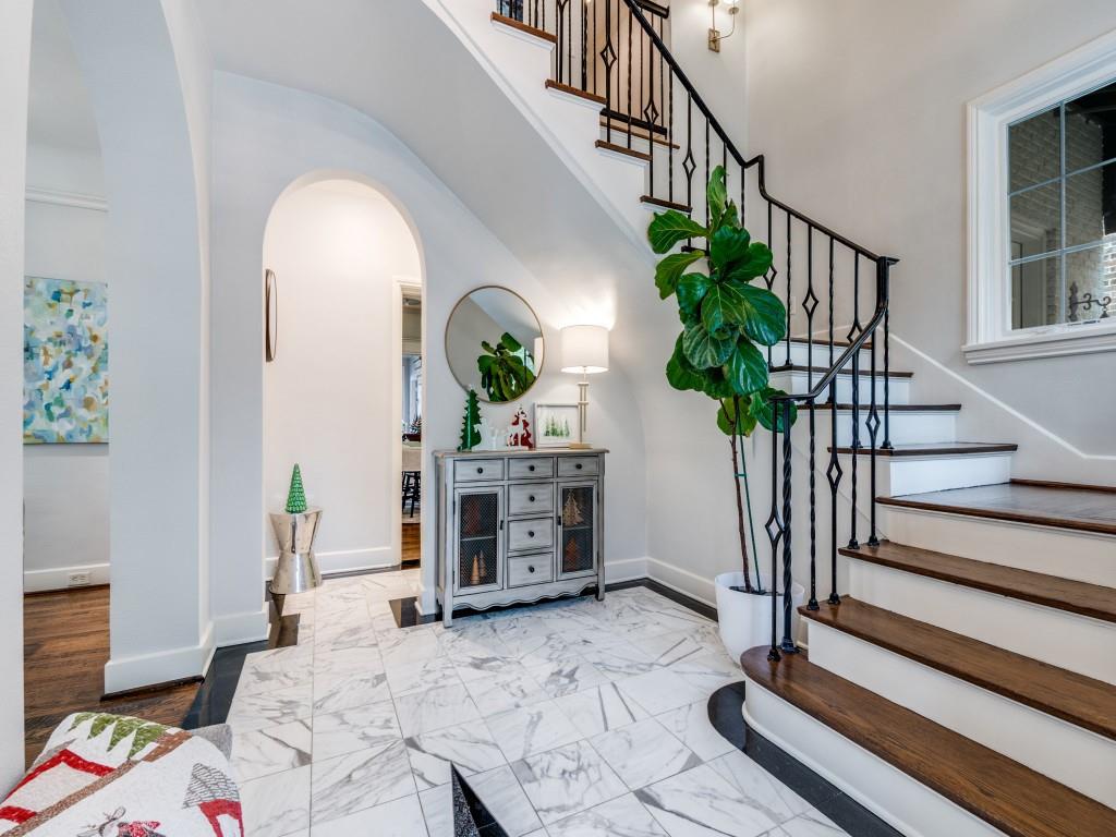 3517 Stanford Avenue