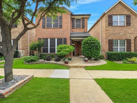 216 Buckingham Avenue Euless TX 76040