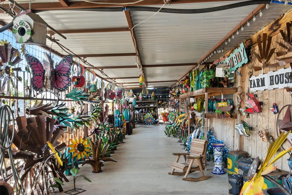 Central - Cp - Commercial Sale