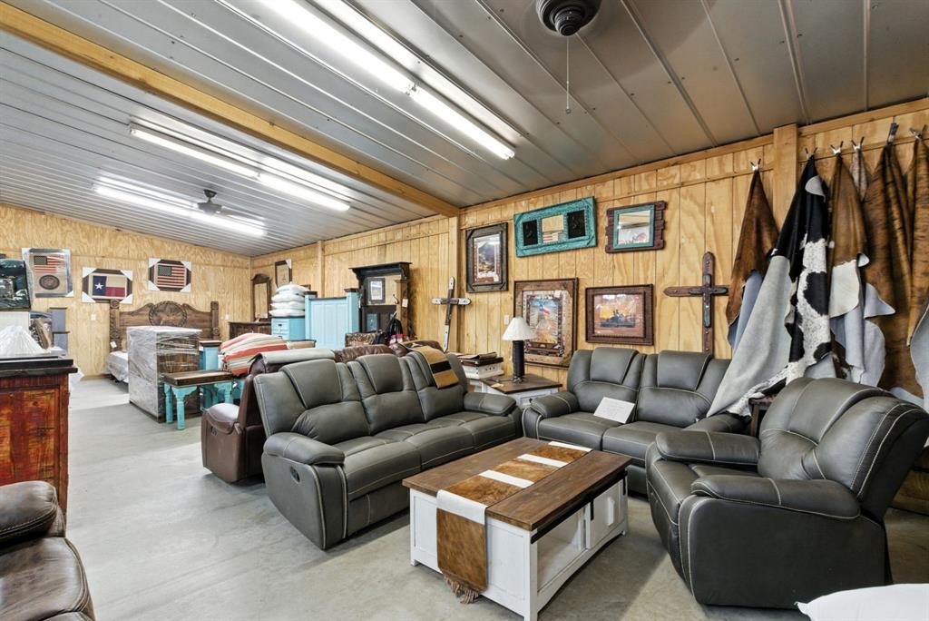 Central - Cp - Commercial Sale