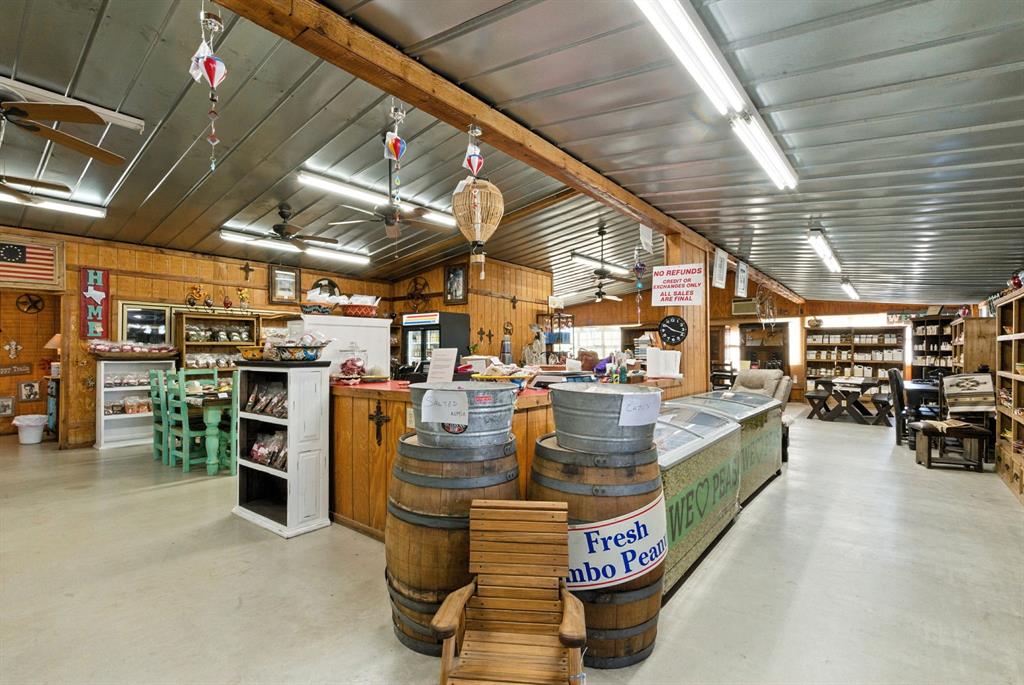 Central - Cp - Commercial Sale