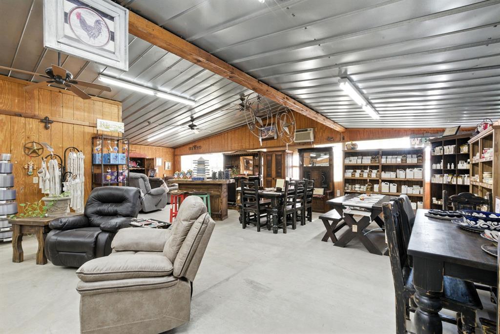 Central - Cp - Commercial Sale