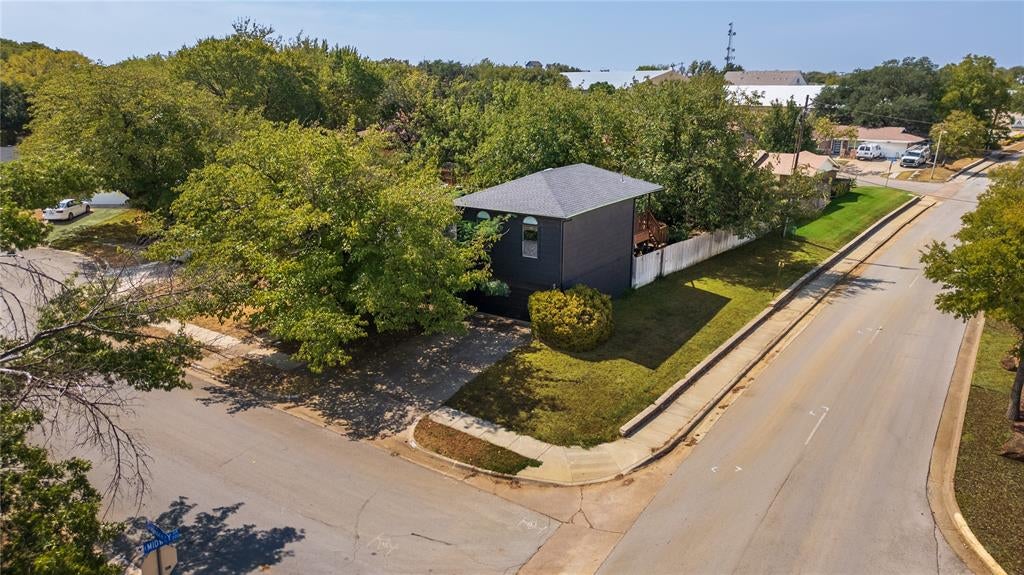 206 Sixpence Lane