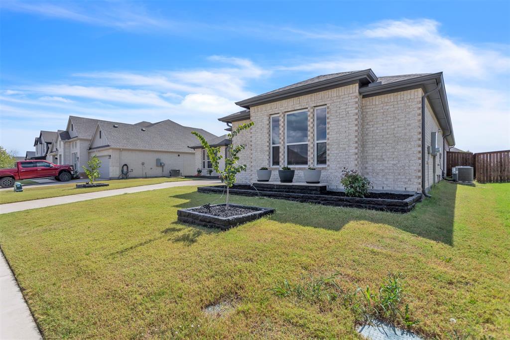 708 Lemmon Lane
