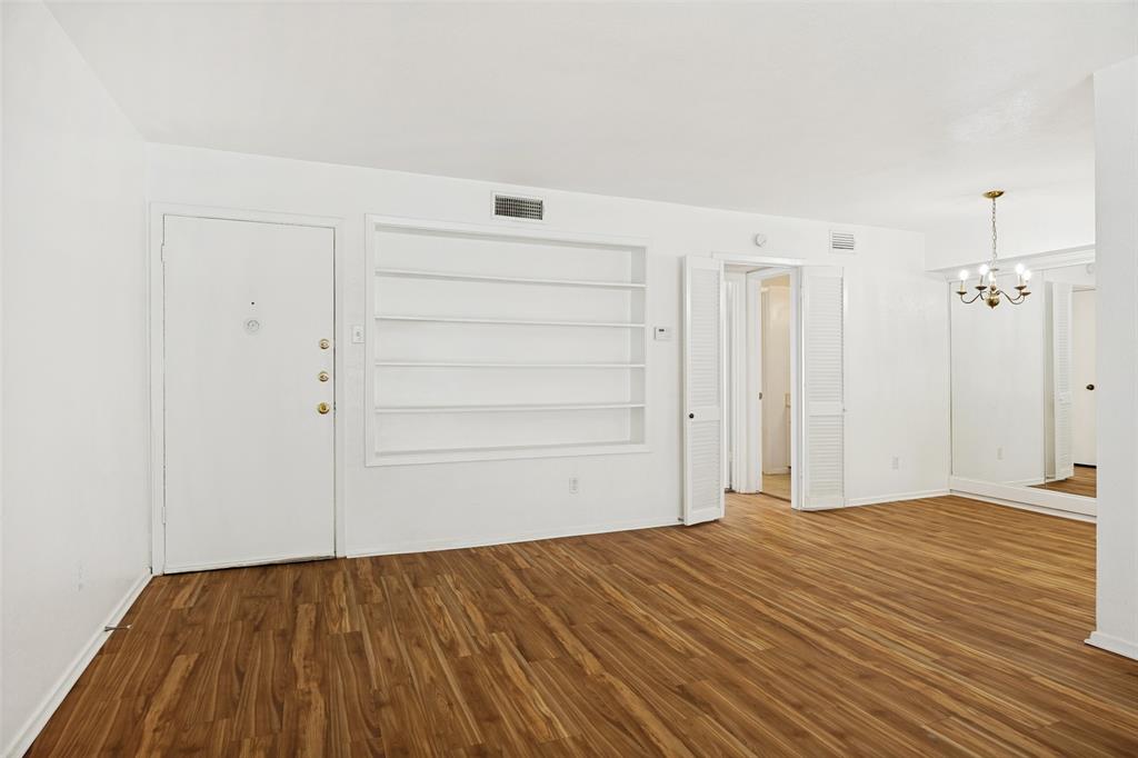 VALLEY VIEW CONDOMINIUM PH 1&2 - Residential