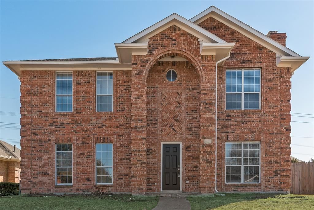 Photo of 9406 Chimneywood Drive, Rowlett, TX 75089 (MLS # 21194203)