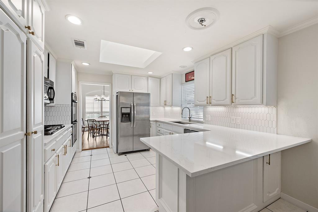 2824 Timber Hill Drive