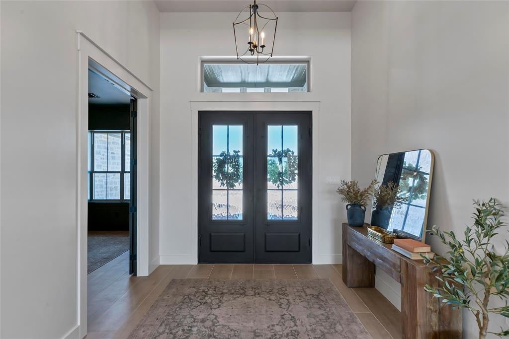 312 Elliott Court
