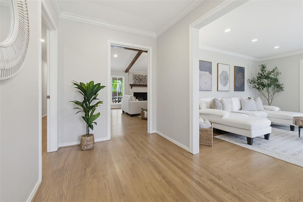 6908 Town Bluff Drive