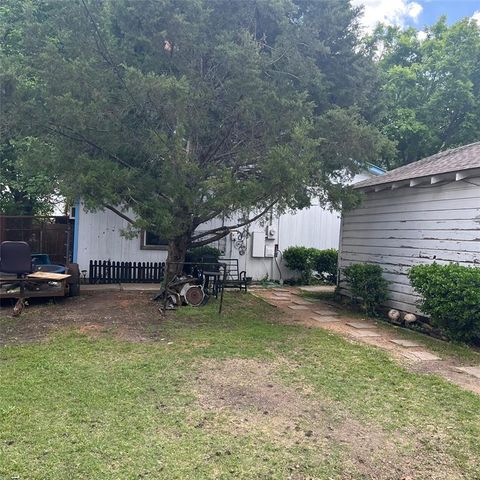 Photo of 1608 Coleman Street, McKinney, TX 75069 (MLS # 21238313)