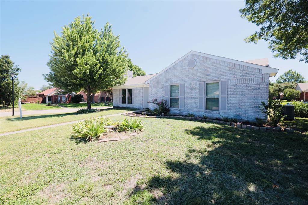 991 Redcedar Way Drive