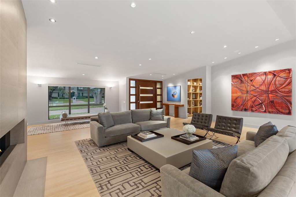 RUSSWOOD ACRES 5TH INST - Residential