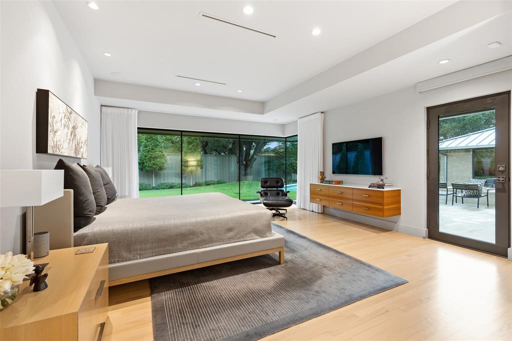 RUSSWOOD ACRES 5TH INST - Residential