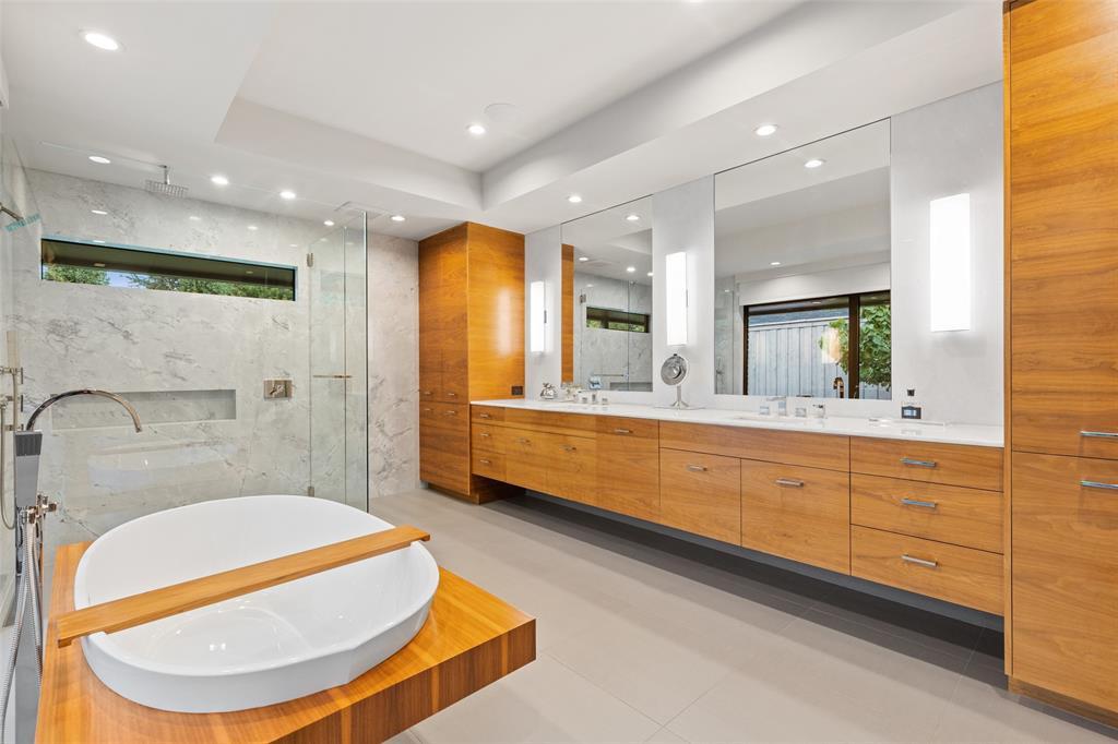 RUSSWOOD ACRES 5TH INST - Residential