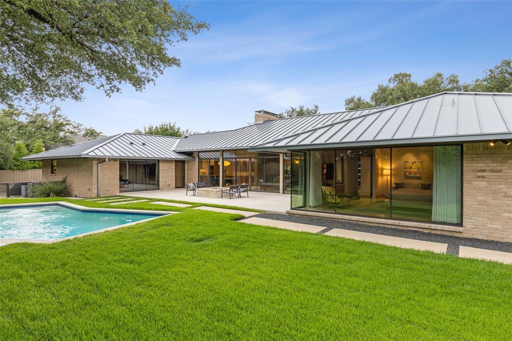 RUSSWOOD ACRES 5TH INST - Residential