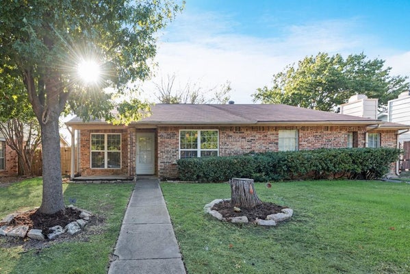 2445 RED RIVER ST, MESQUITE, TX 75150 - Image edcaa844332a7e1416e9b1d246c243c2/3968400652