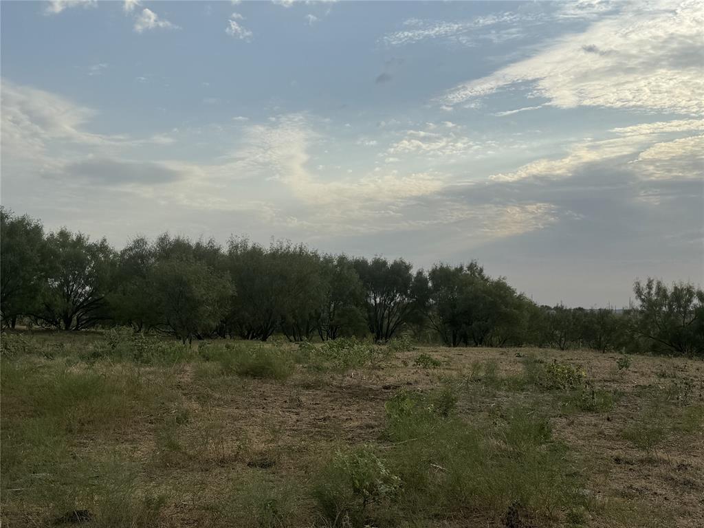 381 Private Road 4512