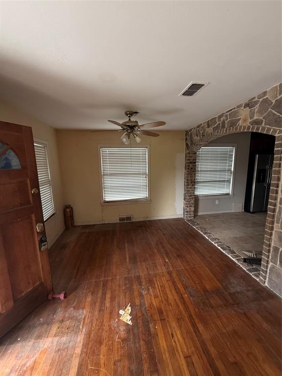 4809 S Ridge Terrace