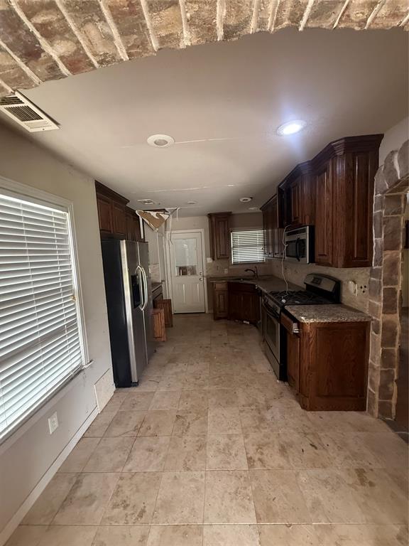 4809 S Ridge Terrace