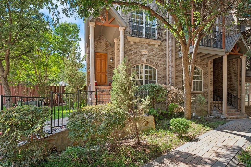 835 Rockingham Drive