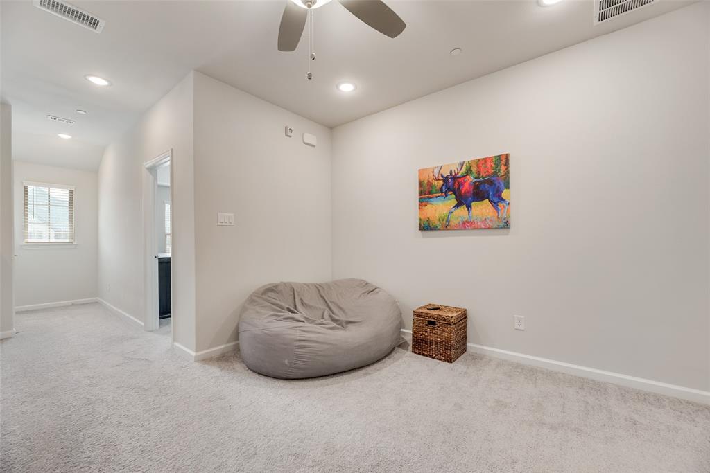 Cambridge Town Homes At Stacy Green - Residential