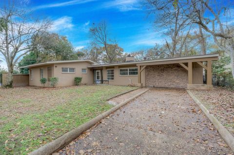 A home in Shreveport