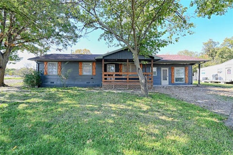 Photo of 4574 County Road 895, Princeton, TX 75407 (MLS # 21388777)