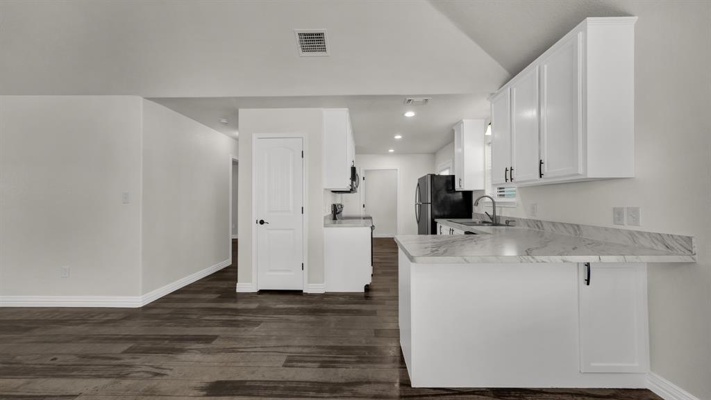 Western Hills Harbor - Residential