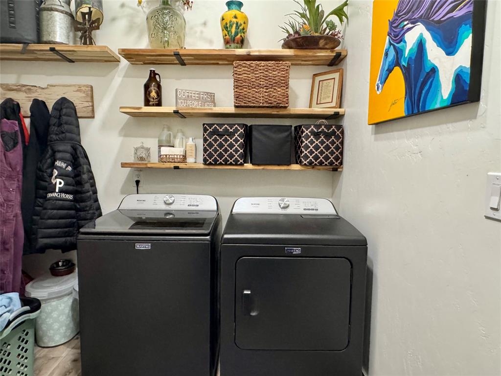 Duffau Creeks Estate - Residential