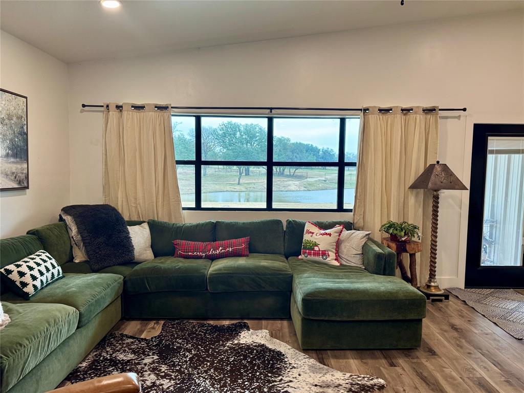 Duffau Creeks Estate - Residential