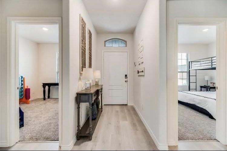 HOMEPLACE AT THE COLUMNS, THE - Residential Lease