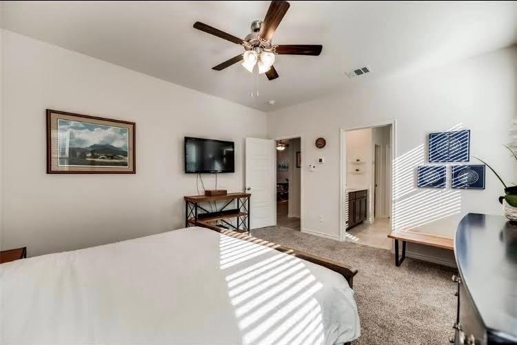 HOMEPLACE AT THE COLUMNS, THE - Residential Lease