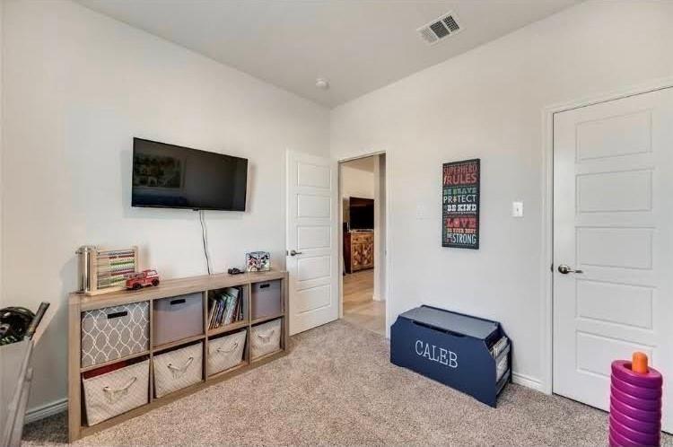 HOMEPLACE AT THE COLUMNS, THE - Residential Lease