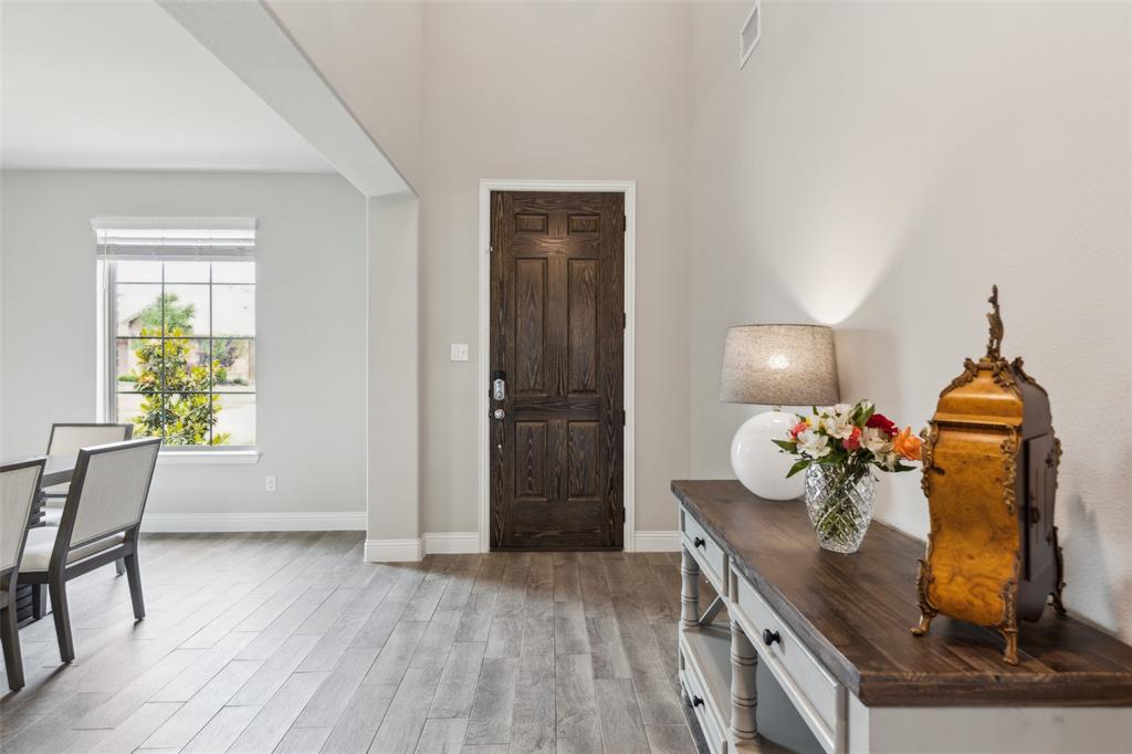 5909 Horsetail Drive