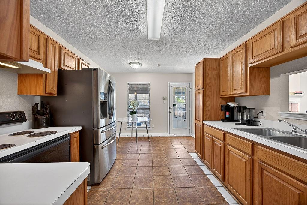 1929 Overland Street