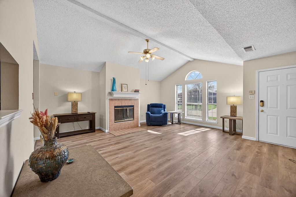 1929 Overland Street