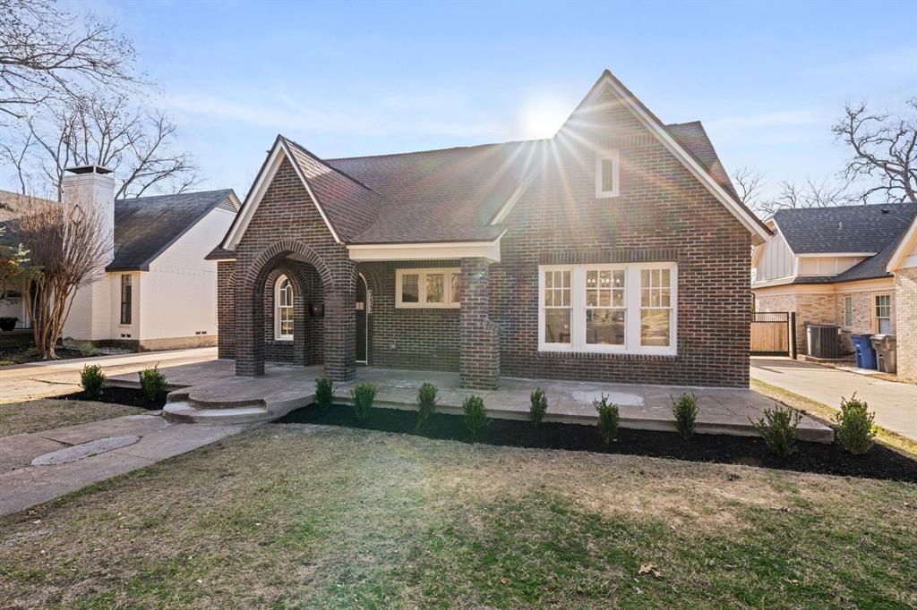 Munger Place - Residential