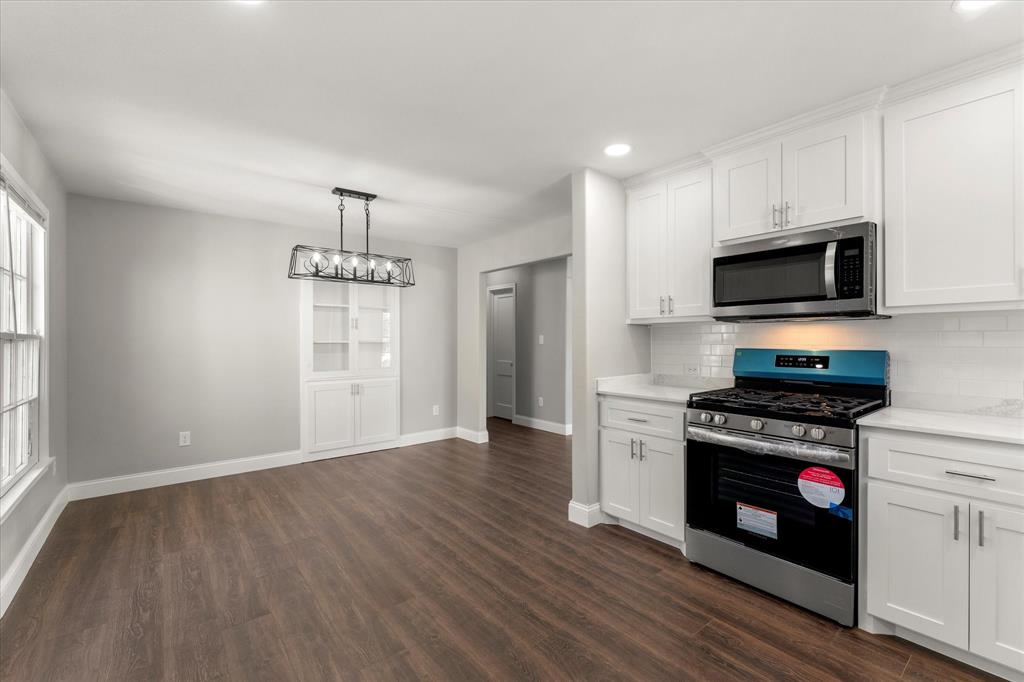 Mount Pleasant, Texas 75455, United States, 2 Bedrooms Bedrooms, ,1 BathroomBathrooms,Residential,Pending,32207