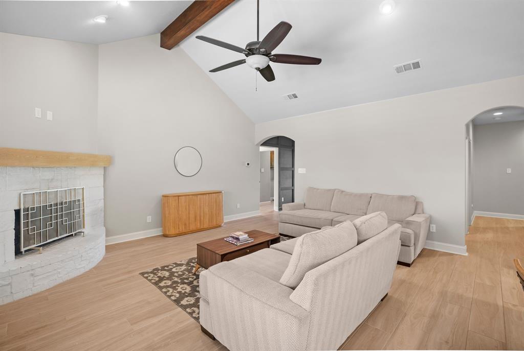 4221 County Road 2613