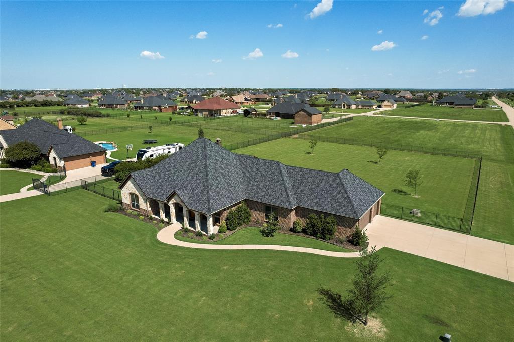 Winners Circle - Residential