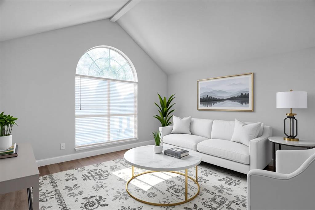 1208 Lassen Lane