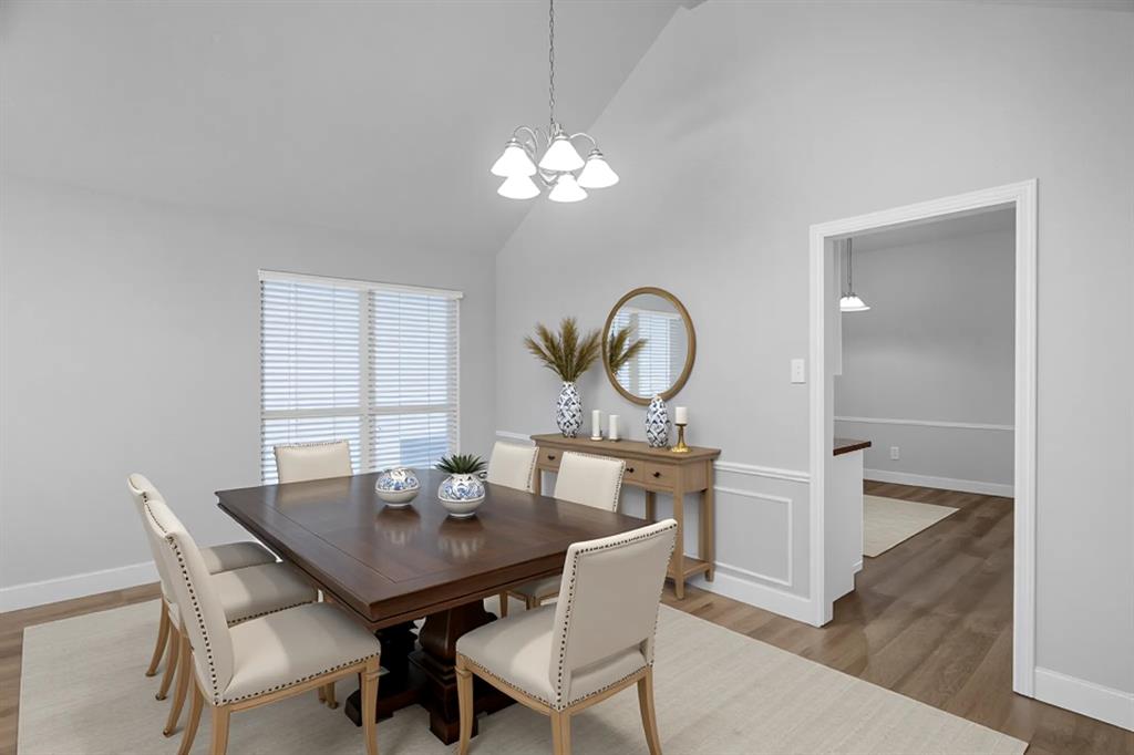 1208 Lassen Lane