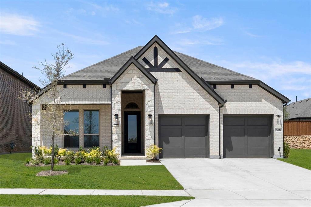 508 Loggia Way