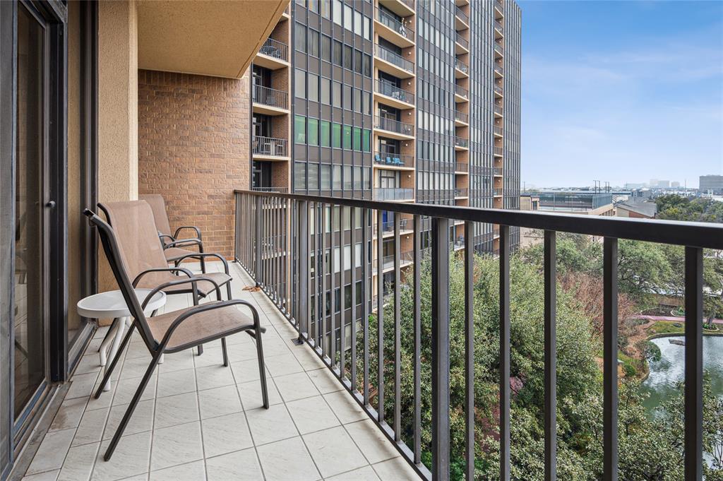 Bonaventure Condo - Residential