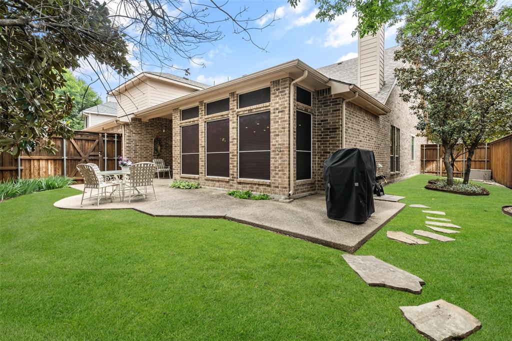 1222 Bridgeway Lane