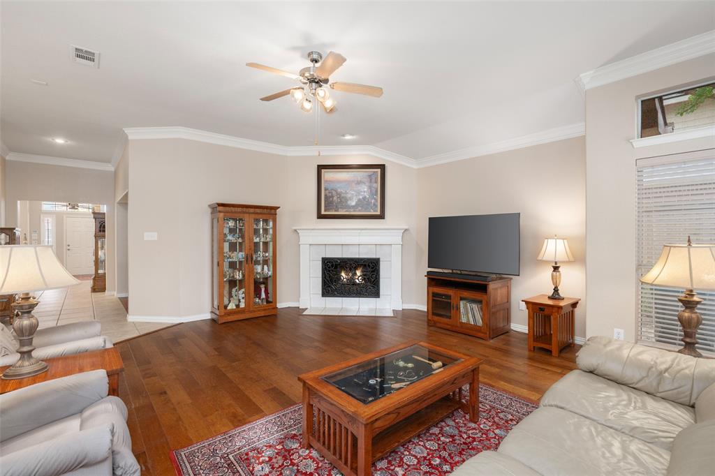 1222 Bridgeway Lane