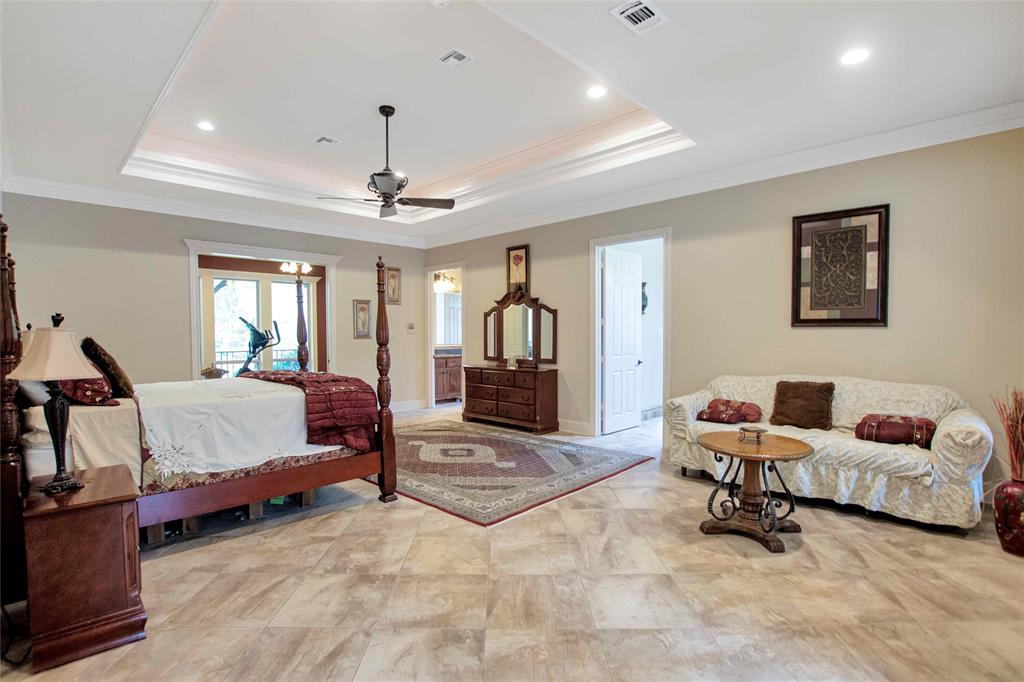 V Tejada - Residential