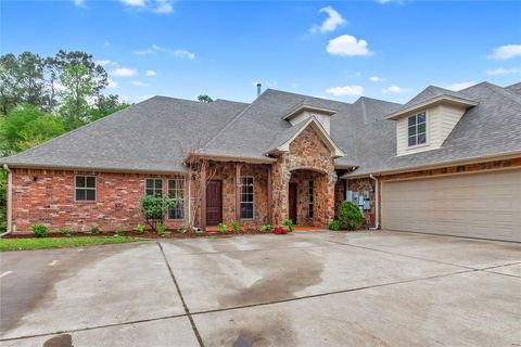 Photo of 8350 W FM 346, Flint, TX 75762 (MLS # 21224827)