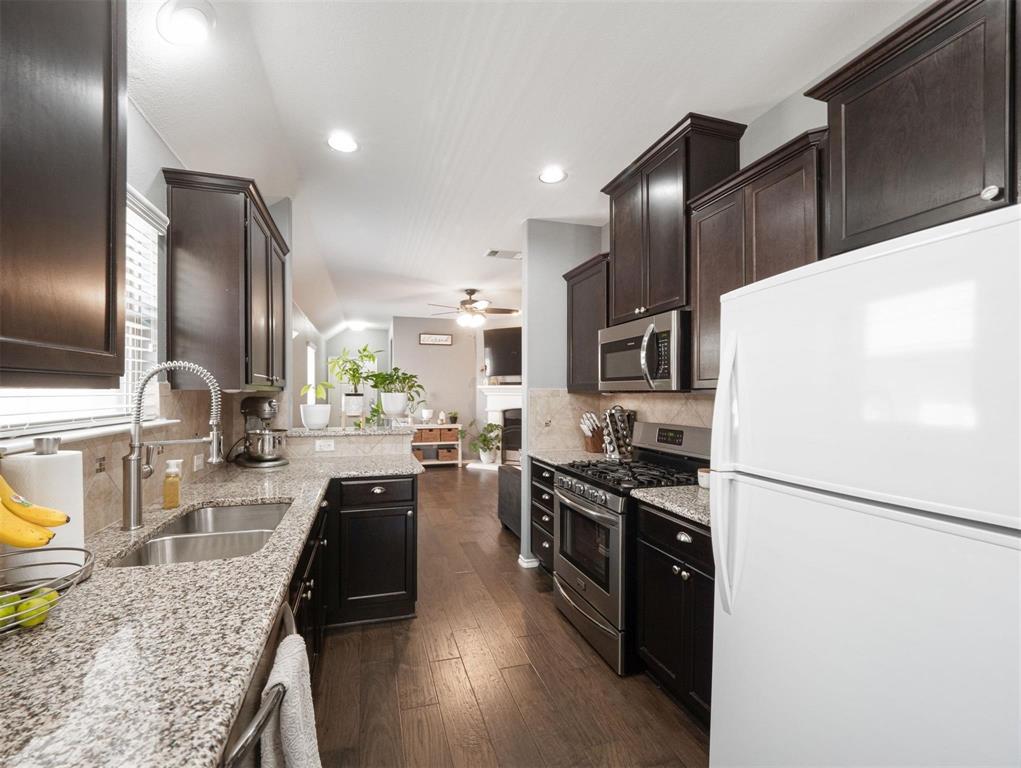 Fossil Creek At Westridge Ph 2 - Residential Lease