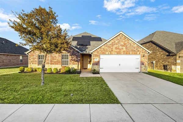 1547 MEADOWLAKE DR, WAXAHACHIE, TX 75165 - Image ee0458efedb579976b1fc8f71f7a1c99/392797236